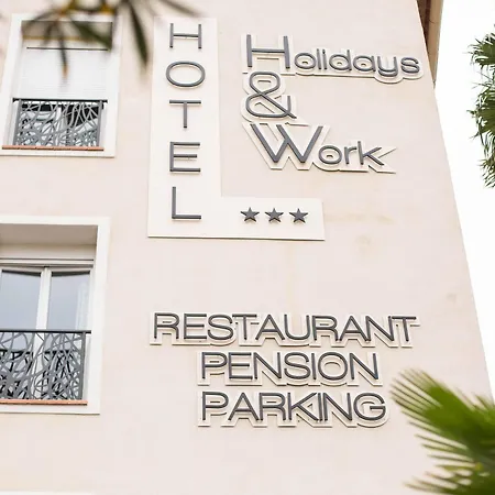 Hotel Holidays & Work Sanary-sur-Mer